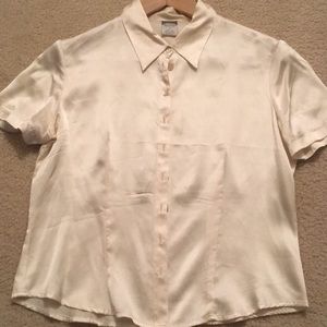 Short sleeve satin top